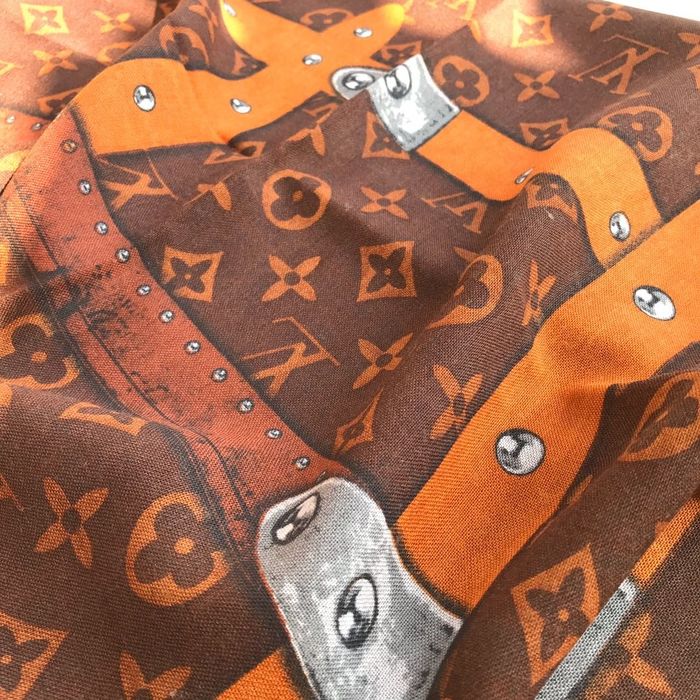 Louis Vuitton Scarf LV00071